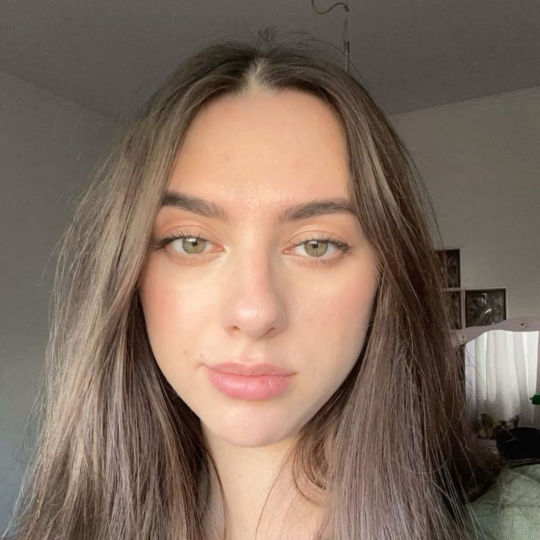 <em>Emily, New York, US</em>